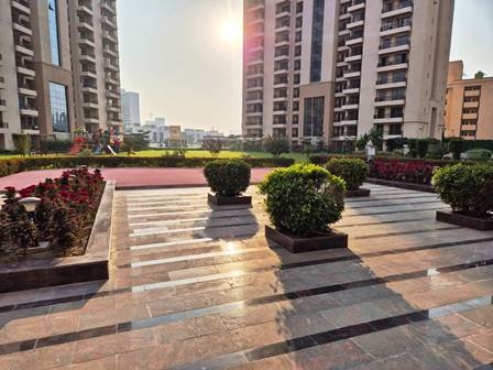 3 Bhk flat available for sale in Tashee Capital Gateway 